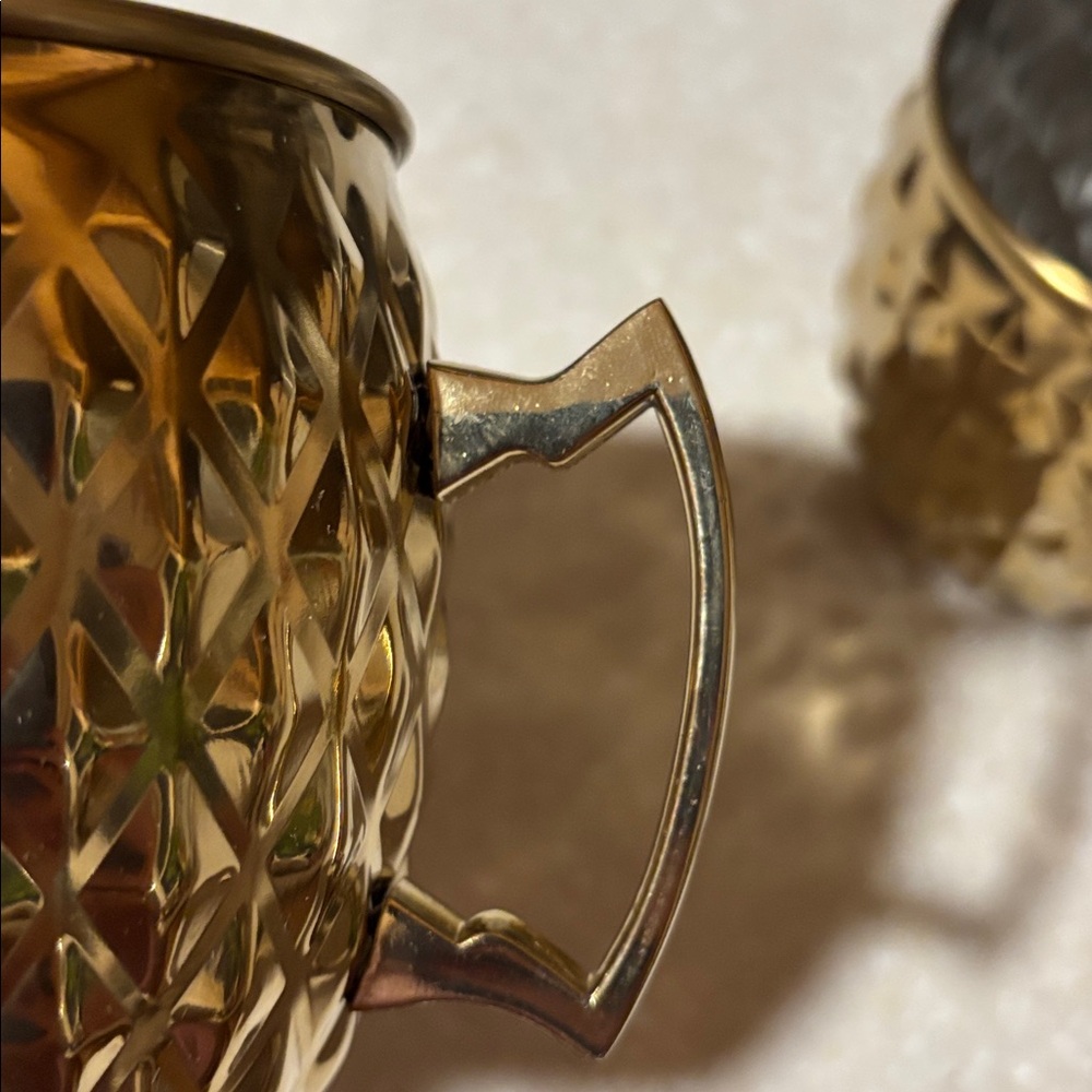 Set of two Gold Geometric Moscow Mule Mugs - Picture 4 of 6